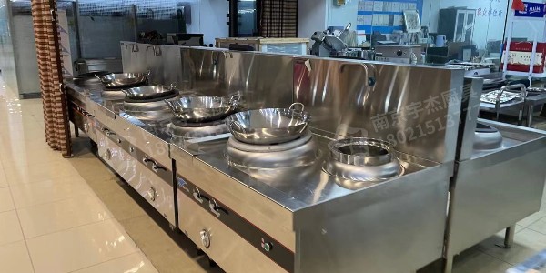學(xué)校食堂大鍋灶工廠直銷-價(jià)格更加實(shí)惠（宇杰廚具）